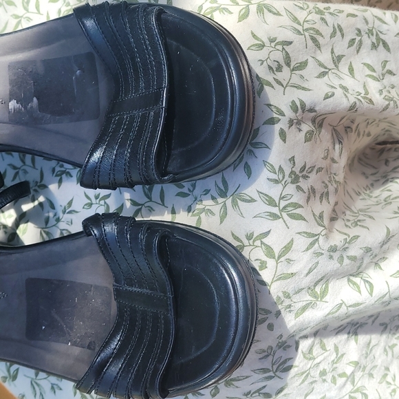 Dansko shoes size 42 - Picture 3 of 10